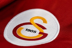 galatasaray-2-dakikada-2-transfer-birden-acikladi-formayi-giydiler-bile-DtMknimI.jpg