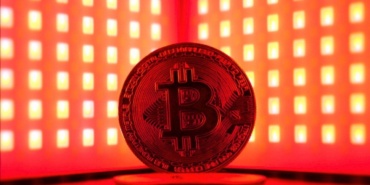 guney-korede-salter-cekildi-kriptoda-firtina-koptu-bitcoinde-dusus-derinlesiyor-tSKySPy8.jpg