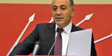 gursel-tekinden-parali-figuran-haberine-yanit-gazetecileri-hedef-aldi-iktidarin-diliyle-konustu-fetovari-kirli-aN7nkyMY.jpeg