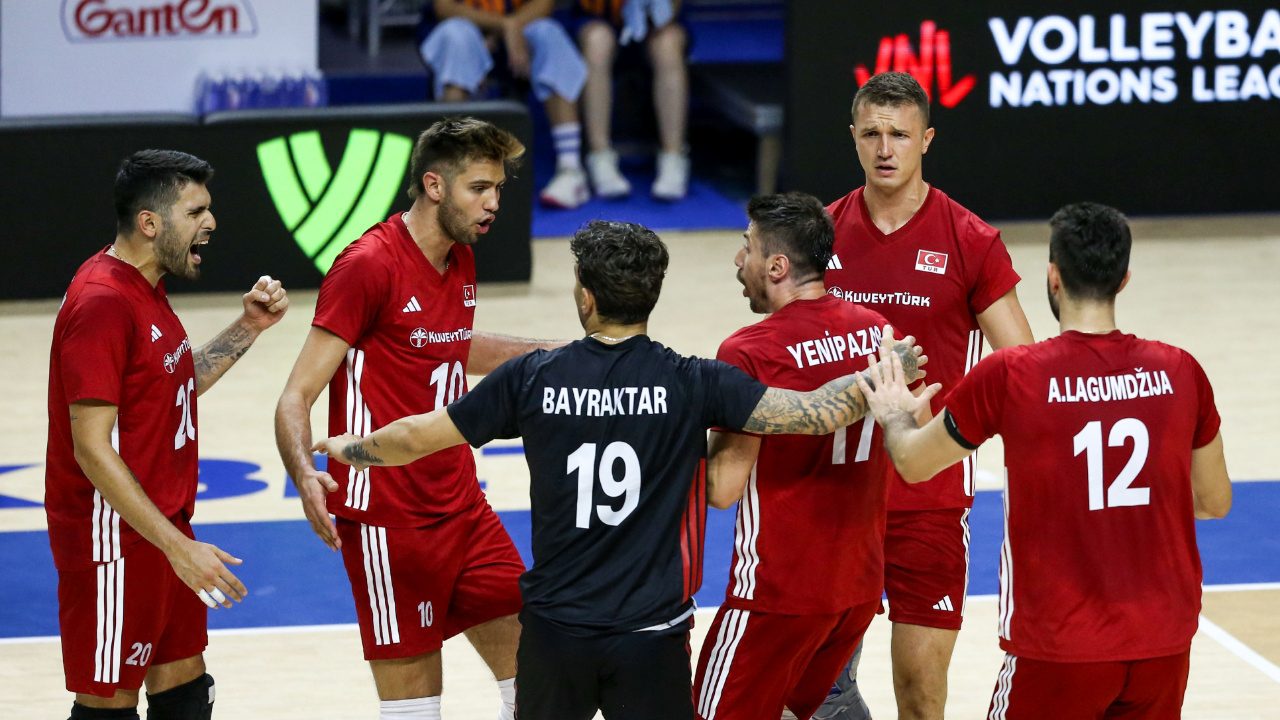 Türkiye, VNL’de Ukrayna Önünde Muhteşem Geri Dönüşle 3-2 Kazandı A