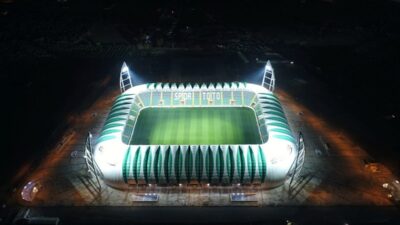Vanspor’un Yeni İç Sahası Akhisar Spor Toto Stadı Olarak Belirlendi