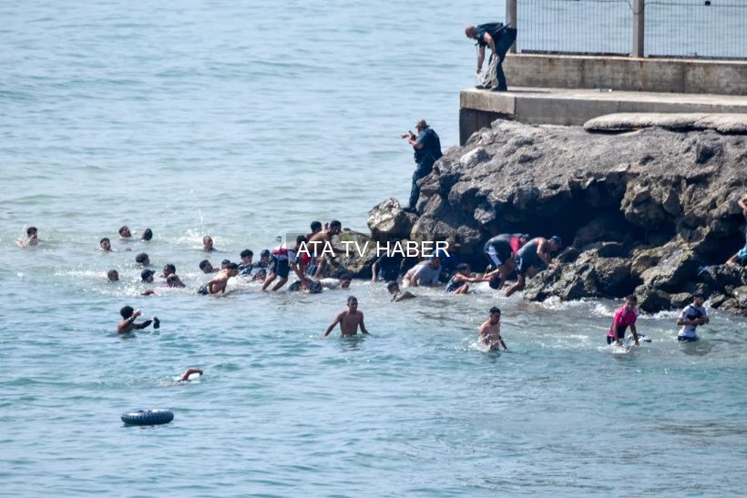 Ceuta kıyısında toplu göç girişimi: Denizde kurtarma çalışmaları ve sınır önlemleri