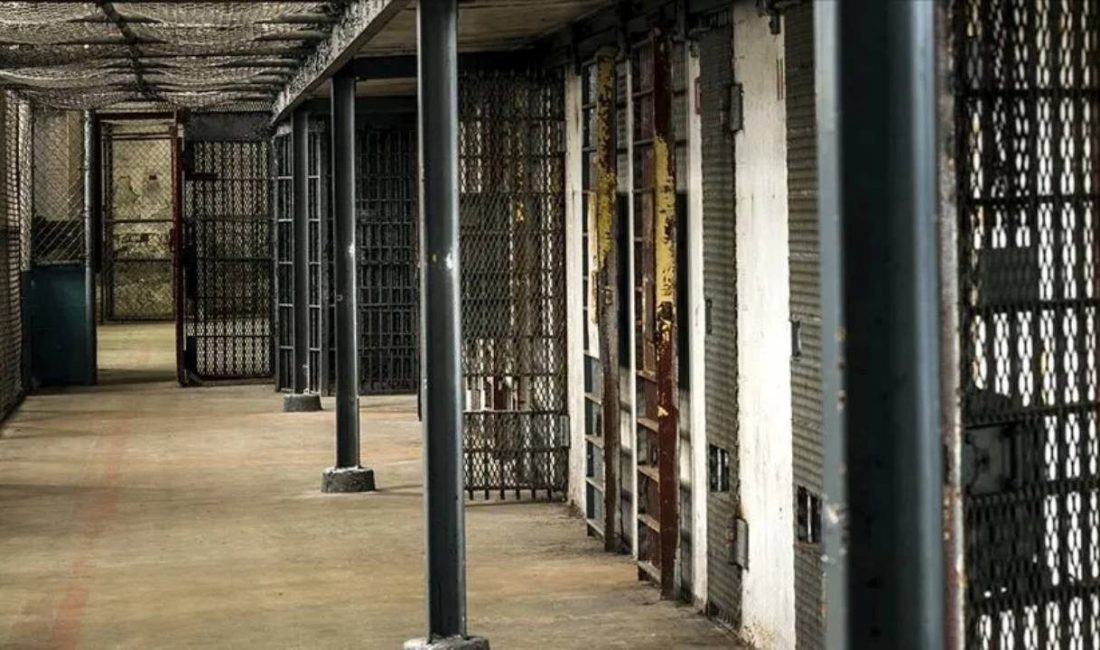 İsrail’de ‘timsahlı hendek’ tartışması yeniden alevlendi: Cezaevleri inceleme başlattı İsrail