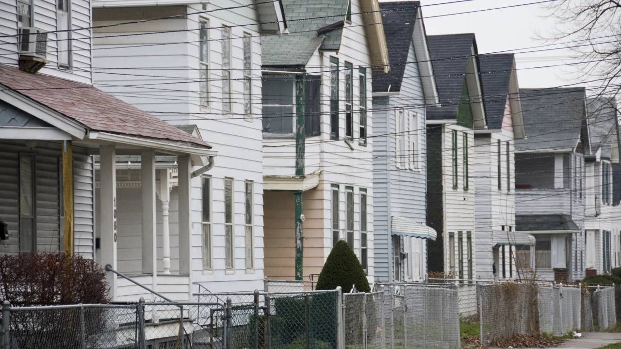 Ohio’nun Hamden köyünde 16 çocuğun uzun süreli ihmali: Harap evde
