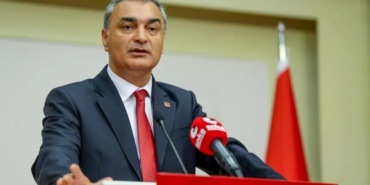 kopyala-yapistir-tepki-butlan-chpsinin-sozcusu-sari-uskudar-belediyesi-icin-yorulmadi-OY6plf2p.jpg