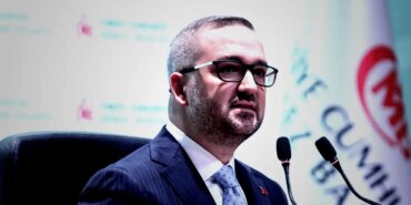 merkez-bankasi-ilk-ceyrek-raporu-hane-ve-sirket-borc-yukunde-belirgin-artis-LTzzjvdF.jpg
