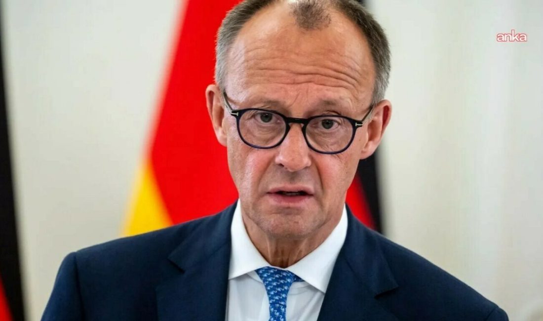 Merz: Spahn’ın Ayrılığı Kabine Yapısını Yeniden Değerlendirme Fırsatı Olabilir Almanya