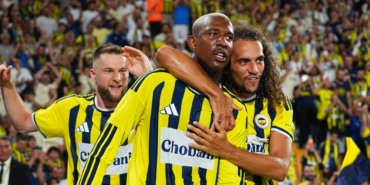 polonyada-gundem-fenerbahcenin-yildizi-ve49T6zn.jpg