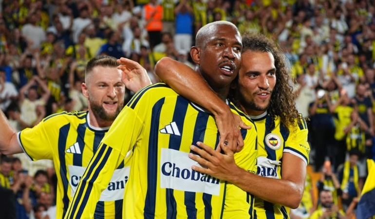 Polonya’da gündem Fenerbahçe’nin yıldızı