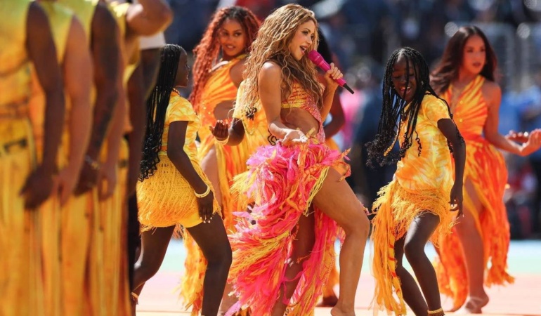 Shakira bizim izleyemediğimiz Dünya Kupası performansından servet kazandı!