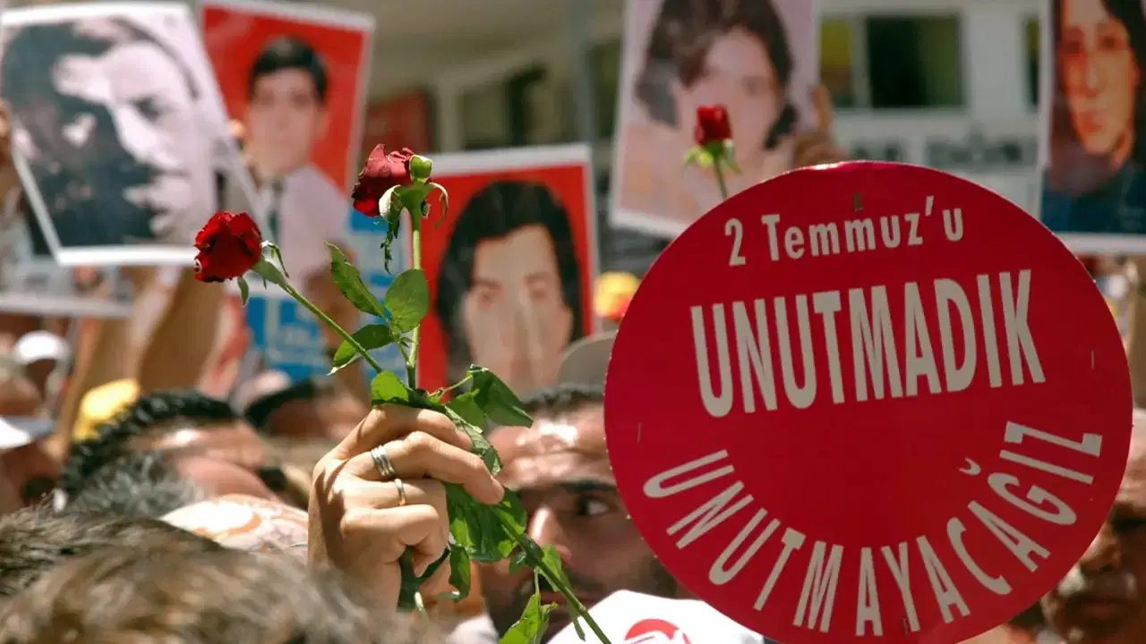 Anayasa Mahkemesi Sivas Katliamı Başvurusunda Usul İhlalini Tespit Etti Sivas