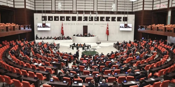 tbmmde-muhalefetten-egitim-tepkisi-genclerimize-en-buyuk-kotulugu-egitim-politikanizla-yaptiniz-YPhNsKkB.jpg