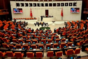 tbmmde-ogrenci-affi-maddesi-kabul-edildi-detaylar-ne-HHsx9lOm.jpg