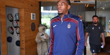 trabzonsporun-yeni-onuachusu-kampa-katildi-RZnVkEIP.jpg