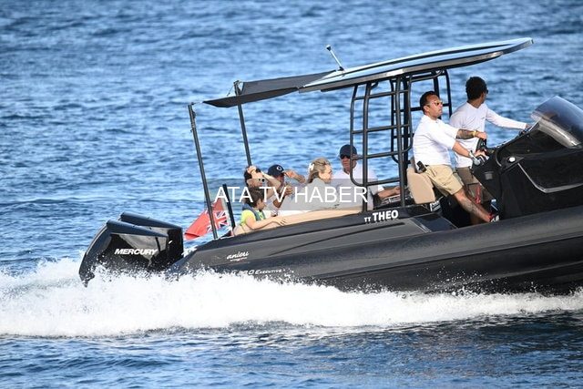Masis Ailesi Bodrum'da: Yasemin Masis Sağlığıyla Göz Kamaştırdı