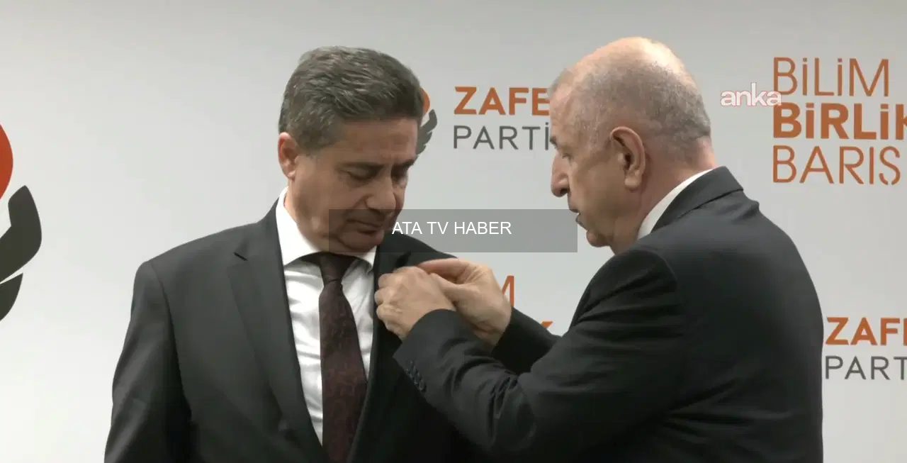 Mustafa Ertekin Zafer Partisi'ne Katıldı