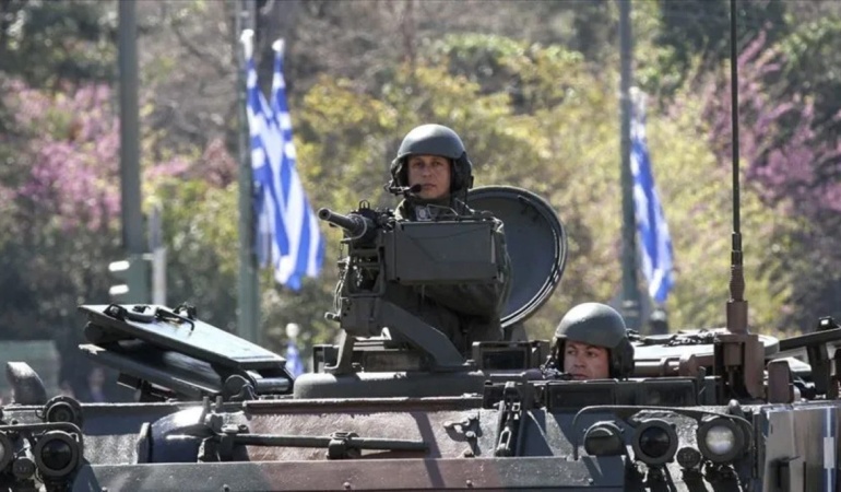 Yunan askerden skandal itiraf: Türklere yönelik ırkçı slogan atmaya zorlandık