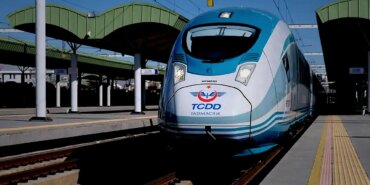 2016da-bitecek-denmisti-ankara-izmir-hizli-tren-projesi-5-bakan-eskitti-maliyeti-1014-milyari-asti-JLJ3tjzX.jpg