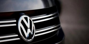 alman-otomotivinde-cin-kaynakli-daralma-buyuk-markalarda-toplu-kuculme-ve-isten-cikarma-d6dPhWtt.jpg