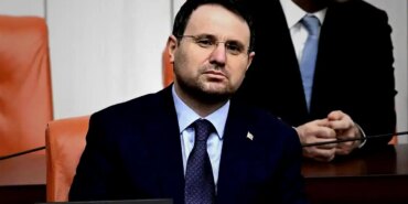 bakan-gurlek-acikladi-84-hakim-ve-savci-meslekten-men-edildi-sy3bnFCa.jpg