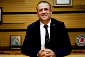 derince-belediye-baskani-gokce-chpden-istifa-ederek-yeni-partiye-katildi-kDidq7jK.jpg