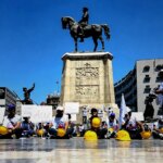 doruk-madencilik-iscilerinin-oturma-eylemi-suruyor-talepleri-ne-qbQ4tV8J.jpg