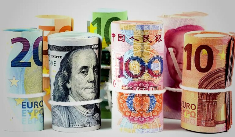 Dövizde yeni dalga: Dolar, euro ve sterlin aynı anda tarihi zirvede