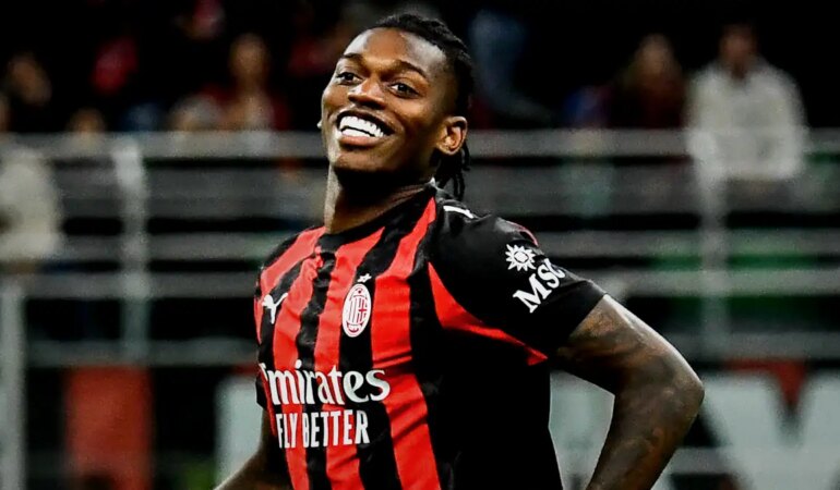 Fenerbahçe: Leao için prensiplerden ödün vermeyeceğiz, Galatasaray tuzağına düşmeyiz