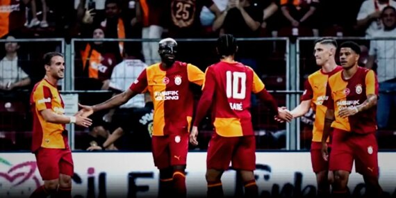 galatasaray-savunma-alarminda-4-macta-9-gol-yedi-taraftarlar-protesto-baslatti-gnwRR8mM.jpg