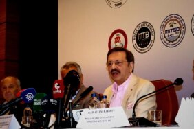 hisarciklioglu-yuksek-enflasyon-ve-faizler-piyasayi-daraltiyor-EF1Lt149.jpg
