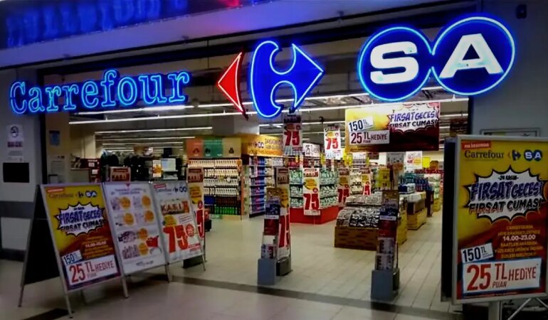 Süpermarket devinin devri tamamlandı: Yeni sahibinin kimliği açıklandı