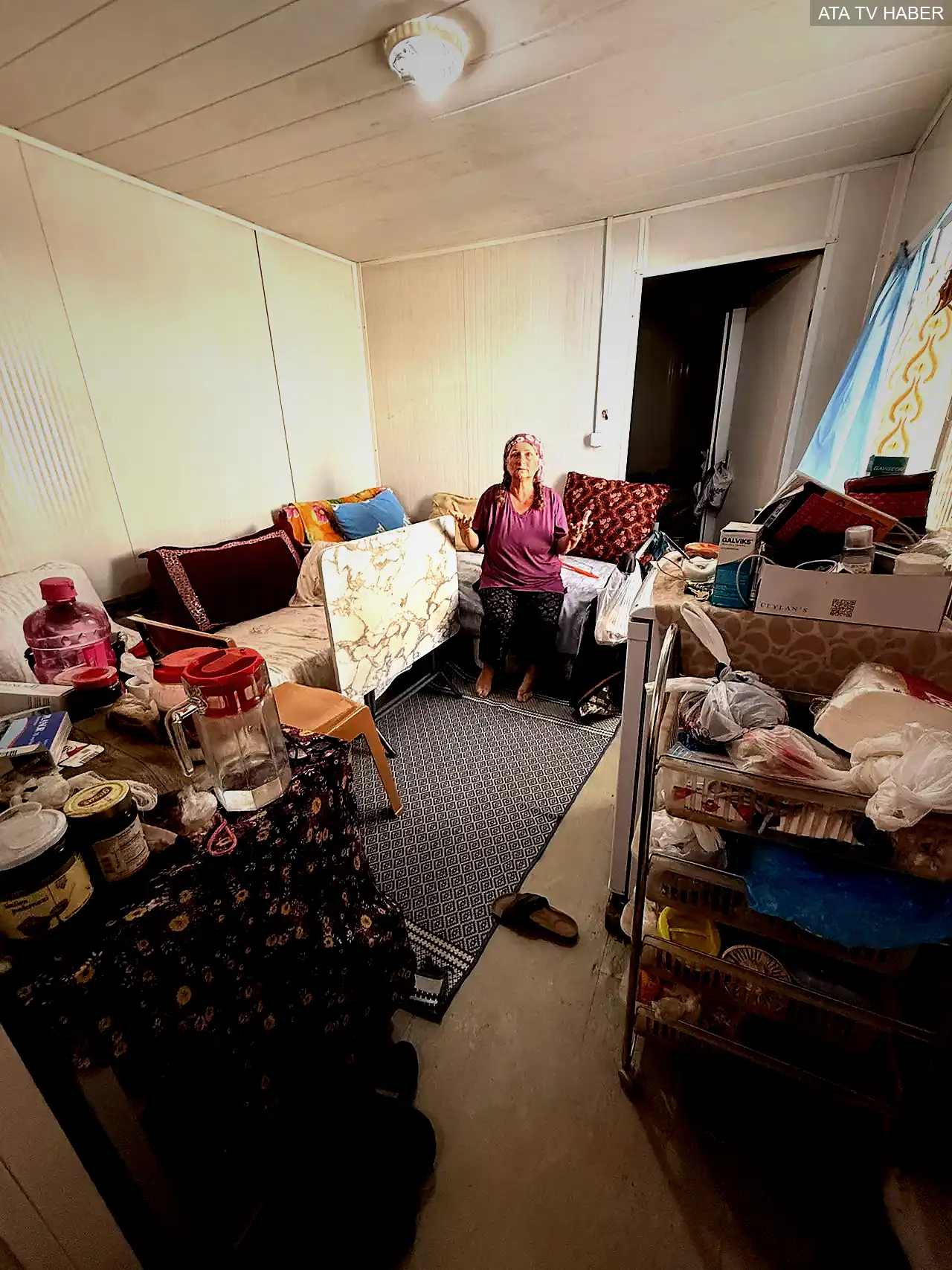 Ata toprakları ellerinden alınan Antakyalı kadın, yıllardır konteyner hayatı yaşıyor