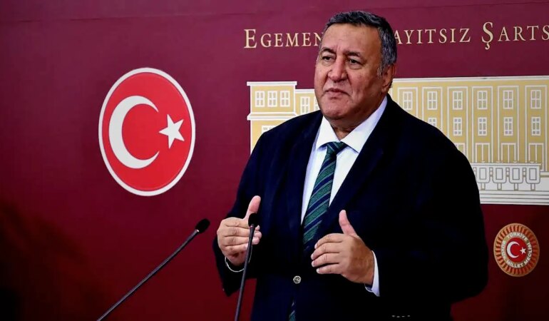 Vatandaşın bankalara borcu yılbaşından bu yana 1 trilyon 43 milyar lira